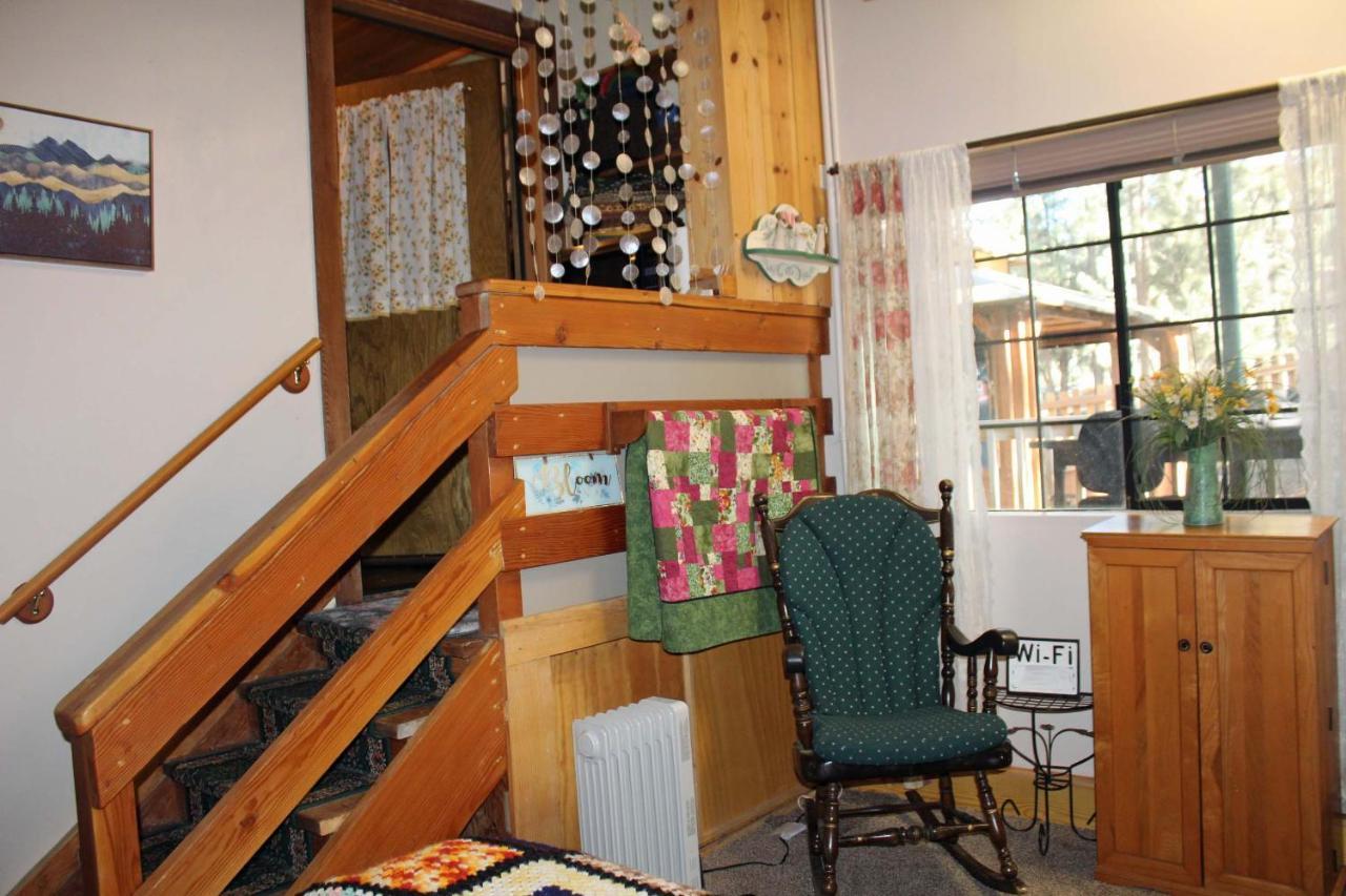 The Old Bear Bnb Pine Mountain Club Esterno foto